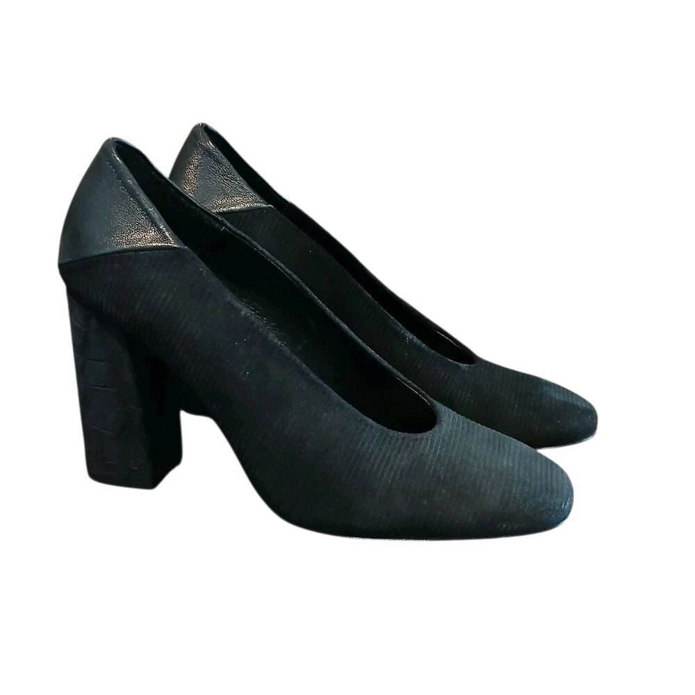Free People Take Heart Block Heel Textured‎ Pumps Size 9 US 40 EU Black Heels